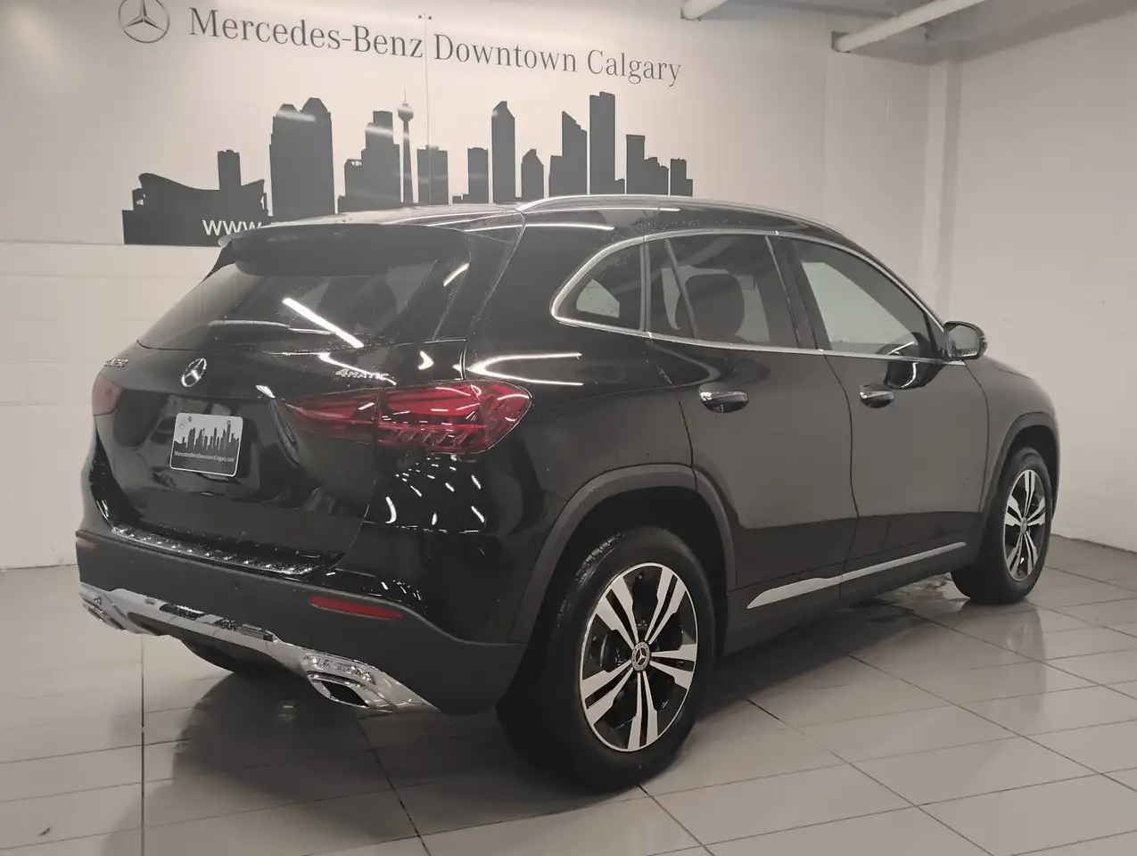 Mercedes-Benz GLA снимка Mercedes-Benz GLA