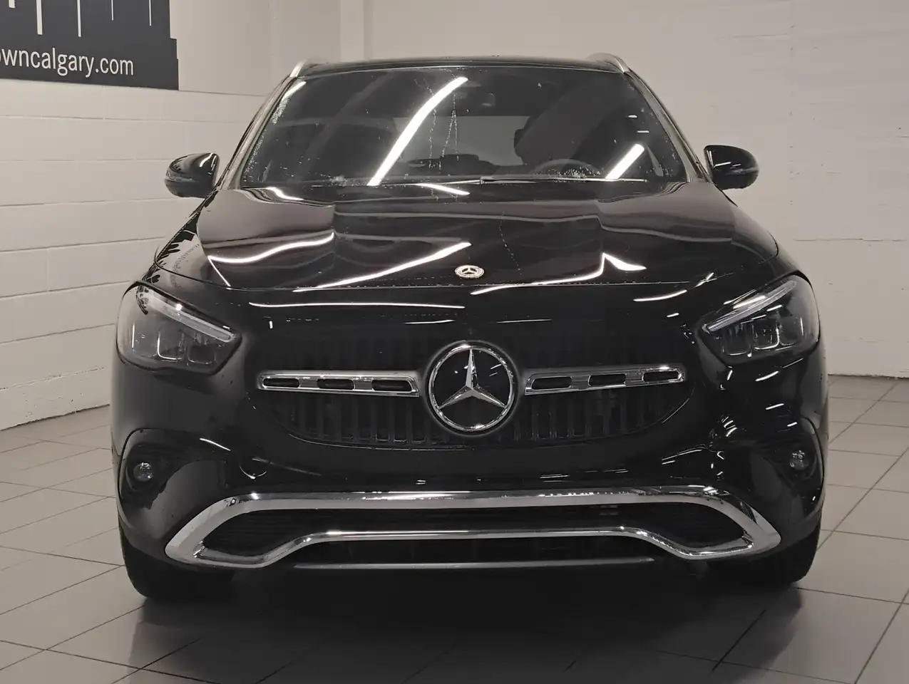 Mercedes-Benz GLA снимка Mercedes-Benz GLA