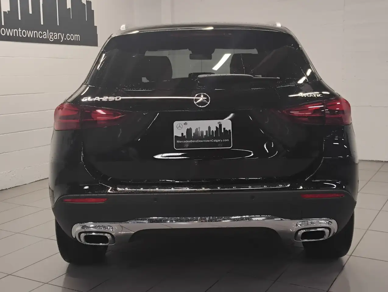 Mercedes-Benz GLA снимка Mercedes-Benz GLA