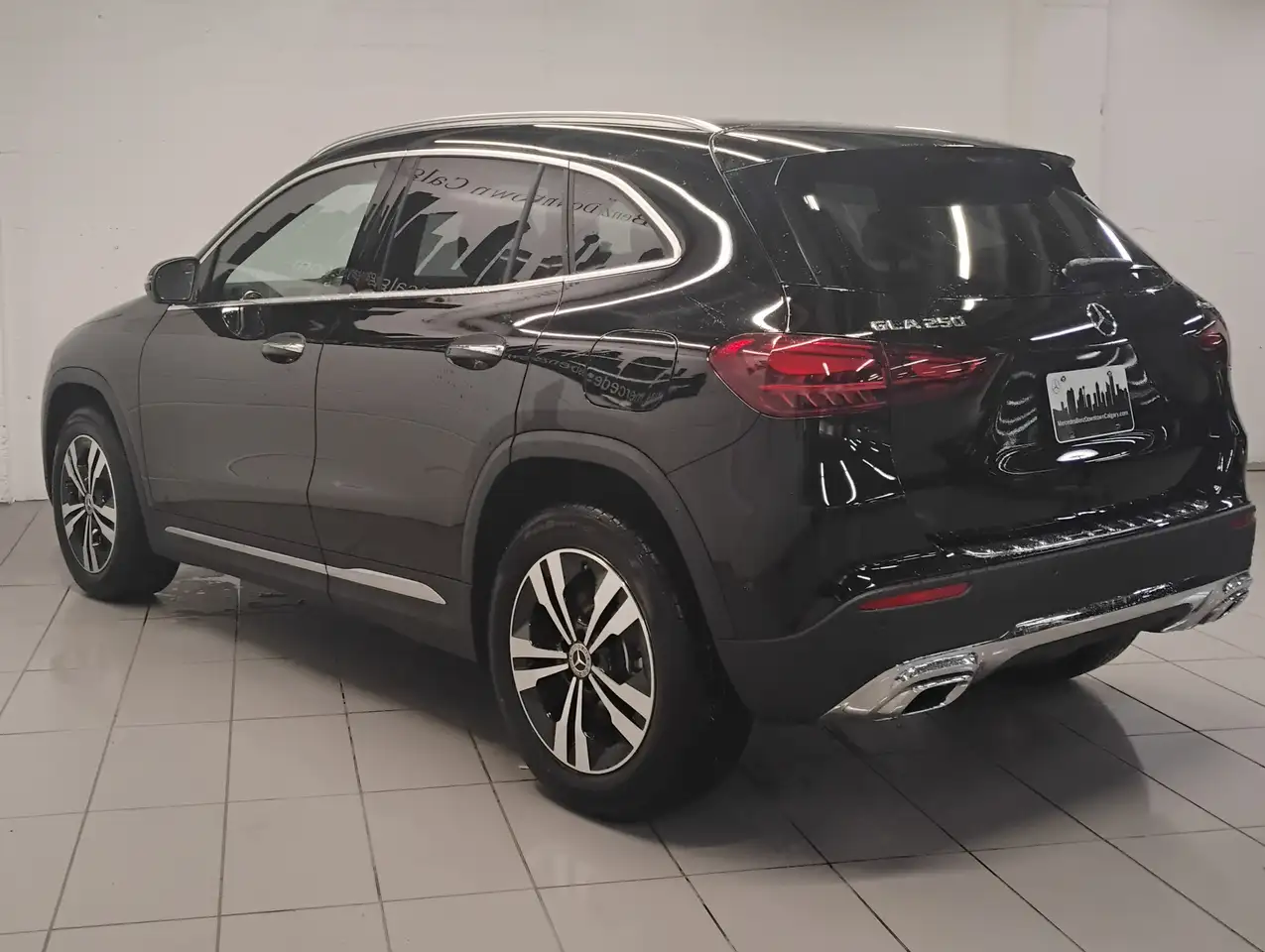 Mercedes-Benz GLA снимка Mercedes-Benz GLA