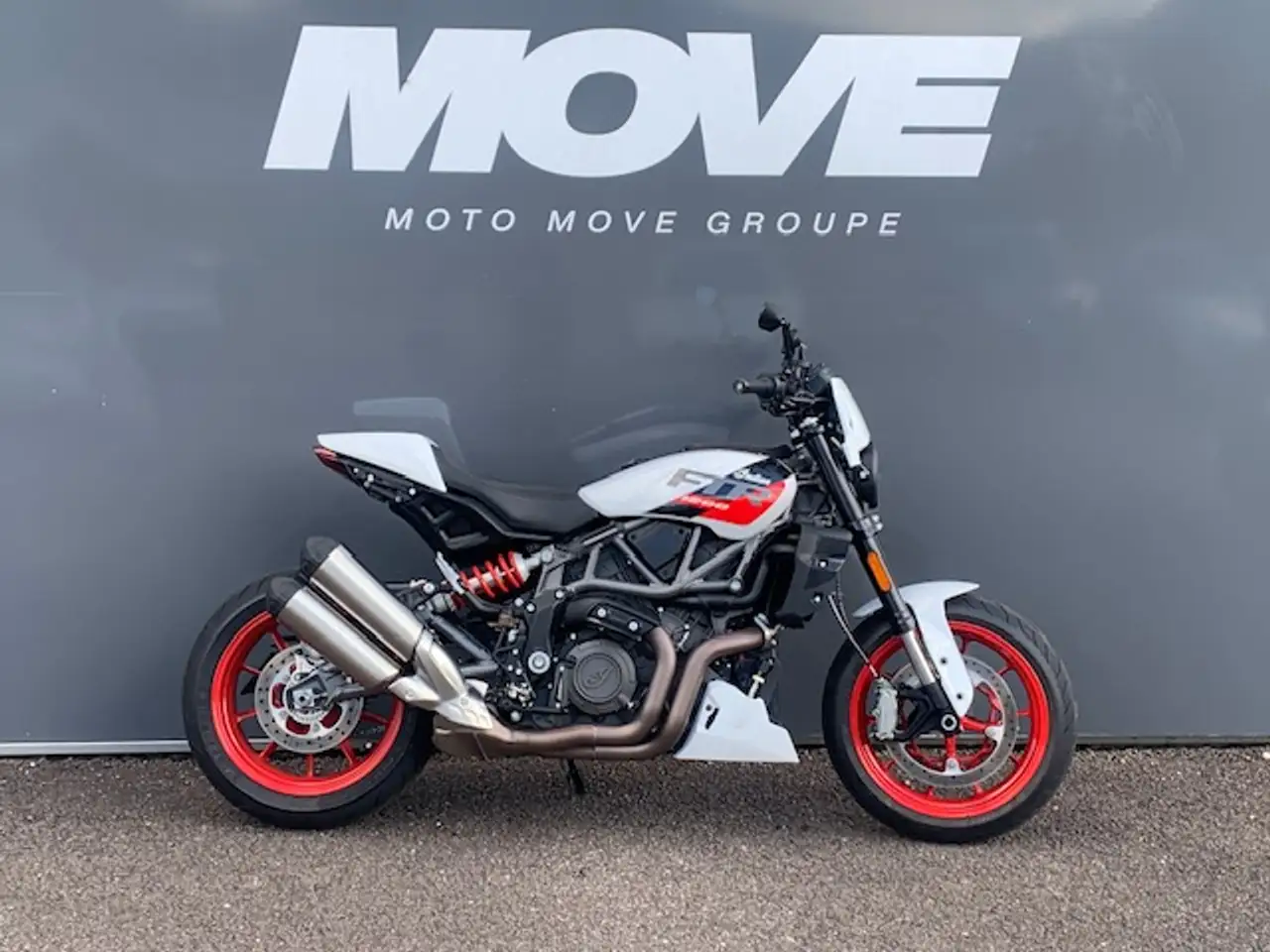 Indian FTR 1200