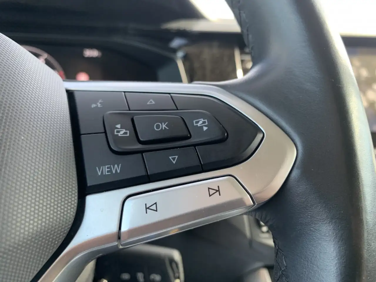 Volkswagen Polo Citadine 5 portes — photo 19