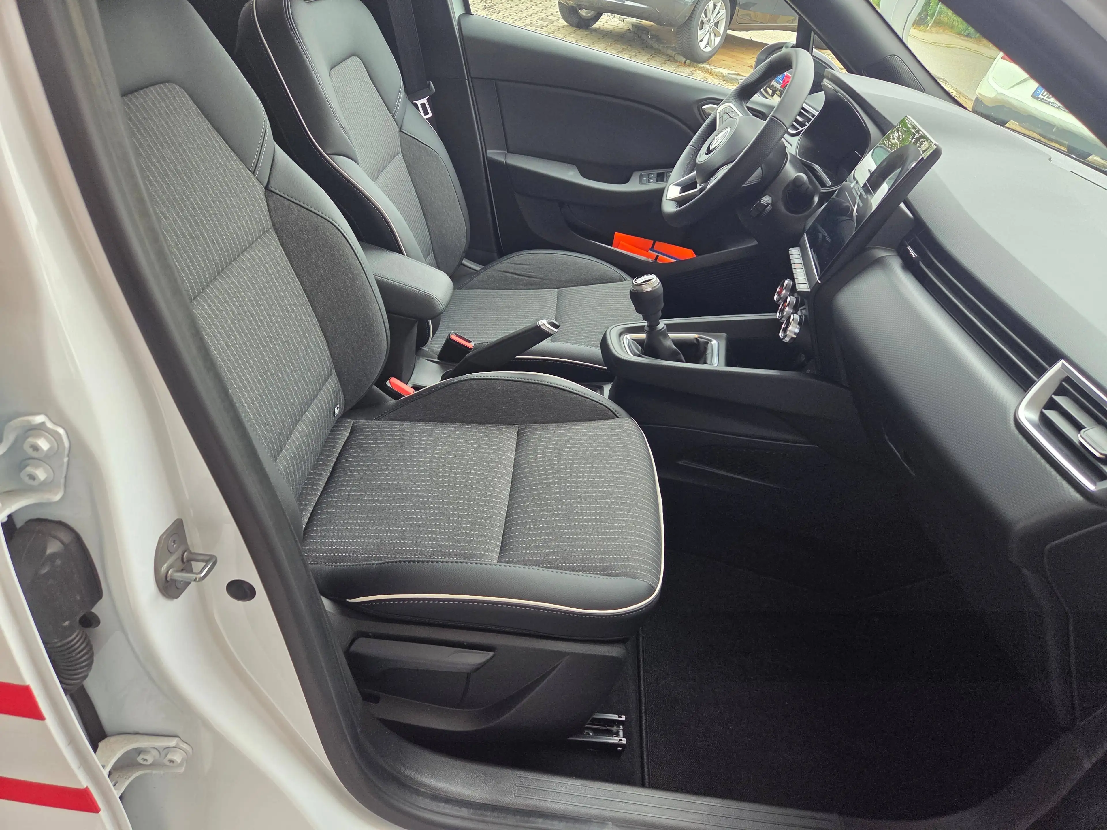 Mitsubishi Colt Colt 1.0 Turbo SELECT — photo 10
