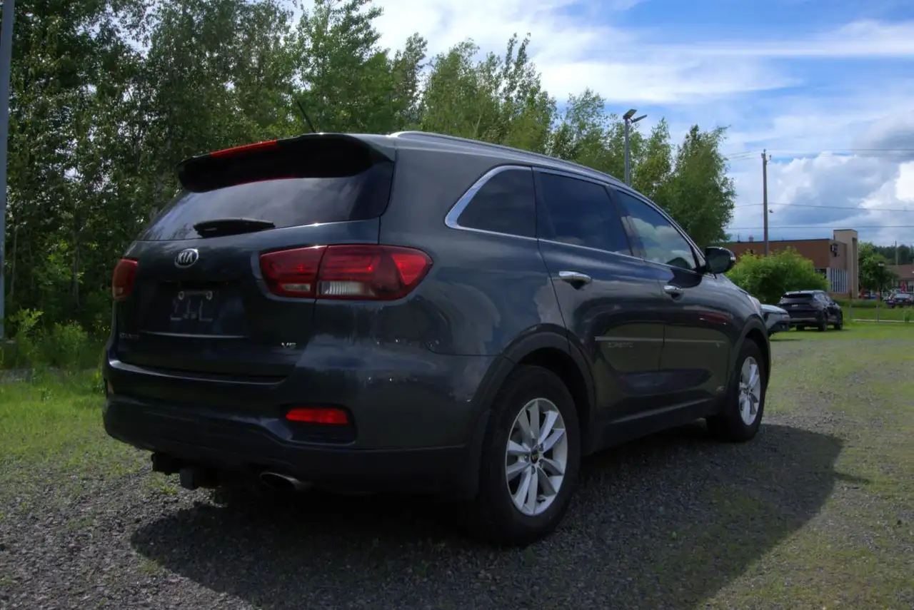 Kia Sorento снимка Kia Sorento