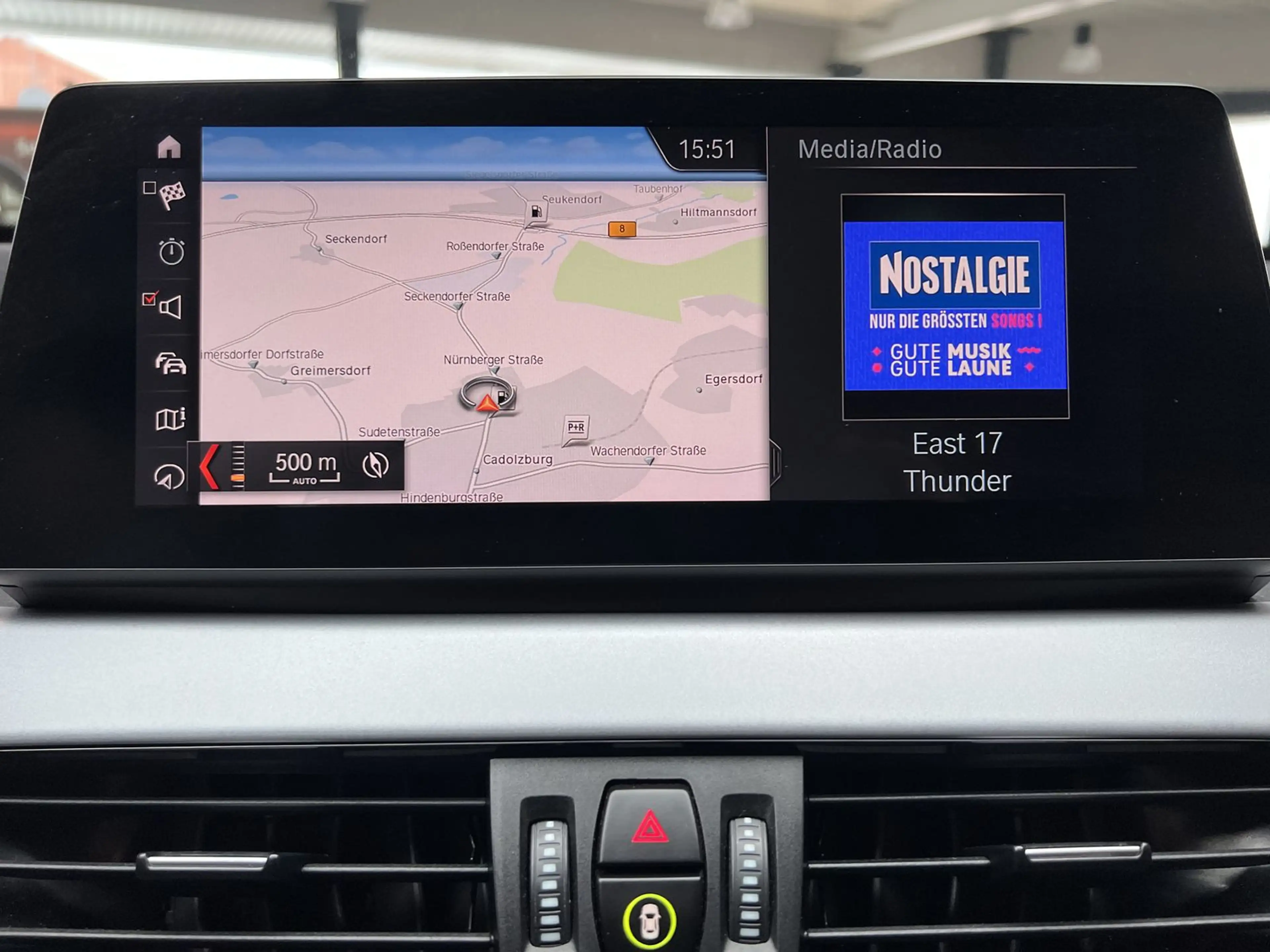 BMW X1 sDrive18i Navi Kamera LED SHZ DABM SportAlu — photo 3