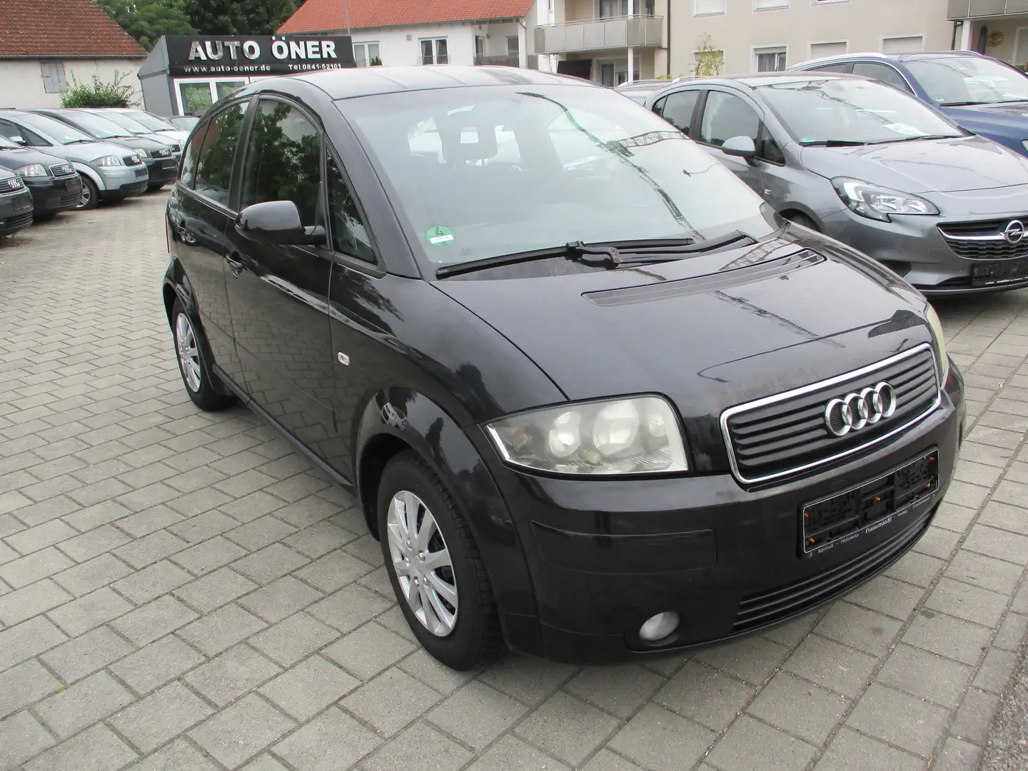 Audi A2 1.4 TDI TÜV NEU Schwarz - 1