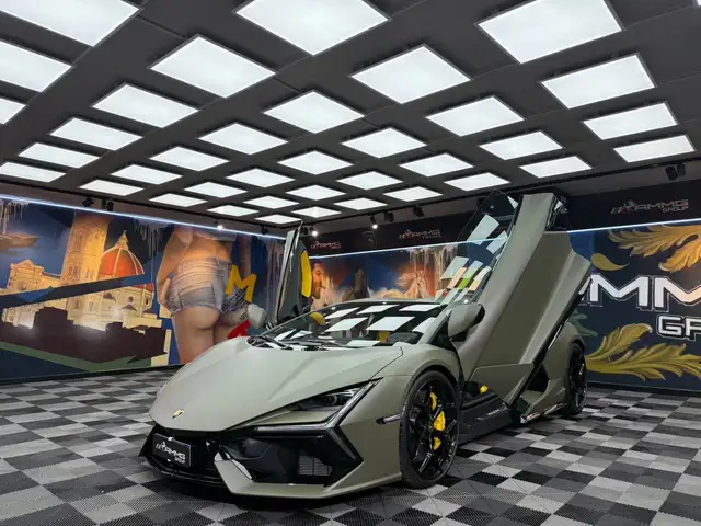 Lamborghini Revuelto Revuelto 6.5 V12