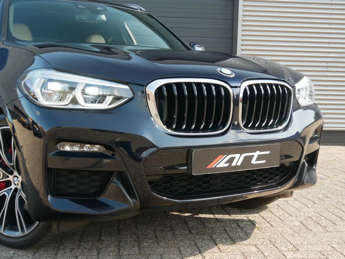 BMW X3 XDrive30e M-Sport, elek. Trekhaak, 21 inch, Head-u Zwart - 2