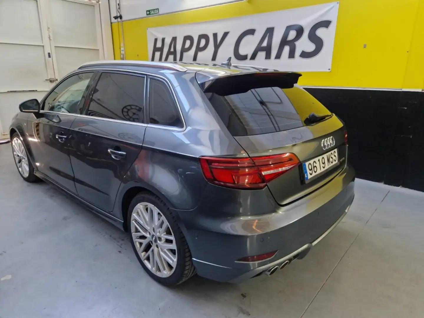 Audi A3 Sportback 2.0TDI Black line Ed. Q. S-T 7 135kW Gris - 2