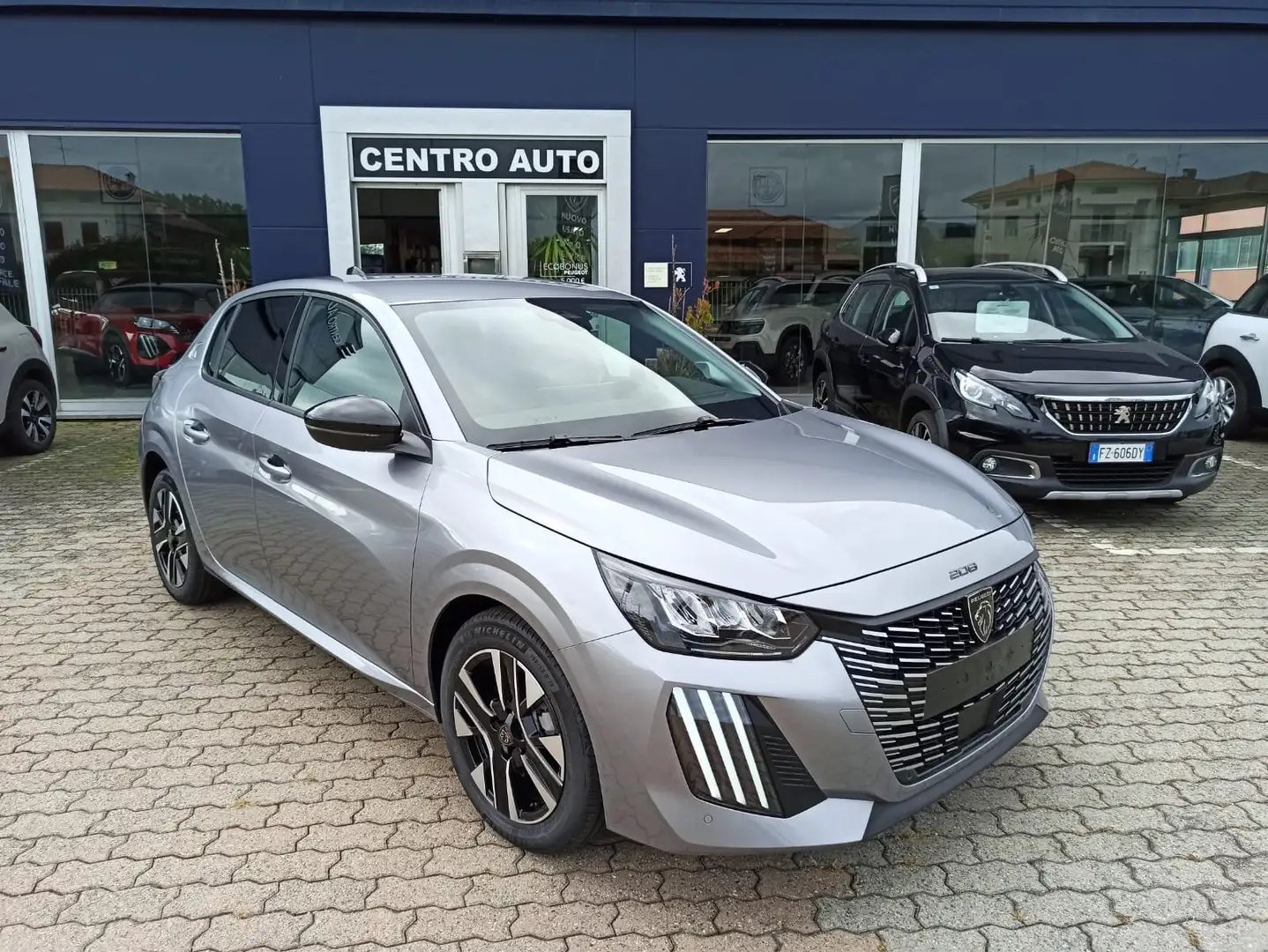 Peugeot 208 208 II 2023 1.2 puretech Allure s Grigio - 1