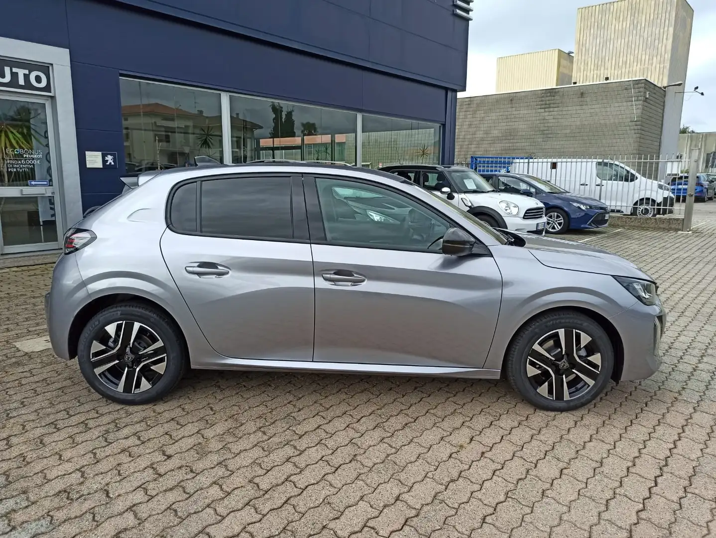 Peugeot 208 208 II 2023 1.2 puretech Allure s Grigio - 2
