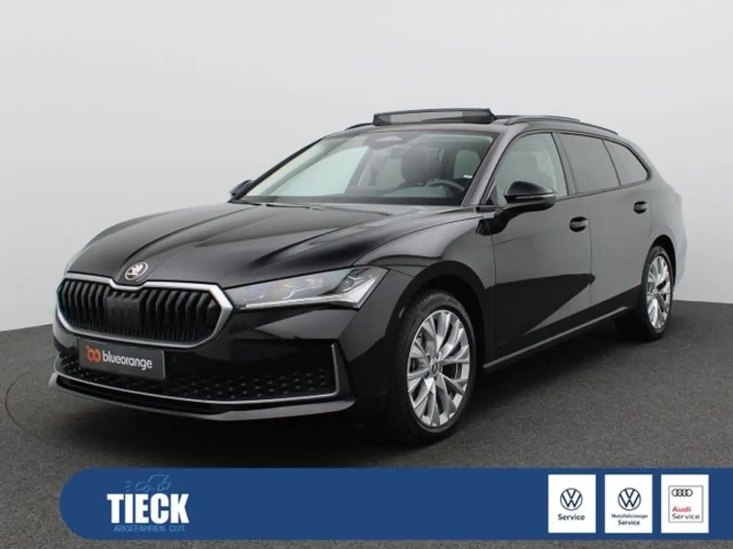 Skoda Superb Kombi 1.5 TSI MHEV First Edition 150PS DSG Noir - 1