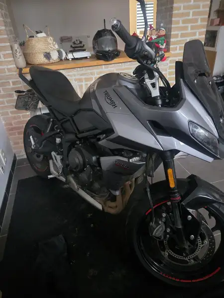 Triumph Tiger Sport - foto 2