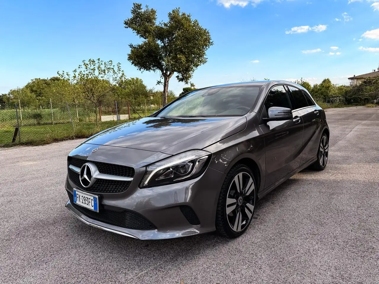 Mercedes-Benz A 180
