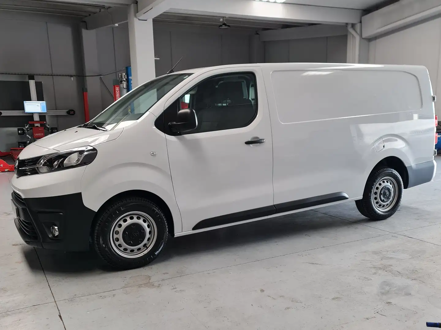 Toyota Proace Van L2 2.0D GX Plus 145 Blanco - 2