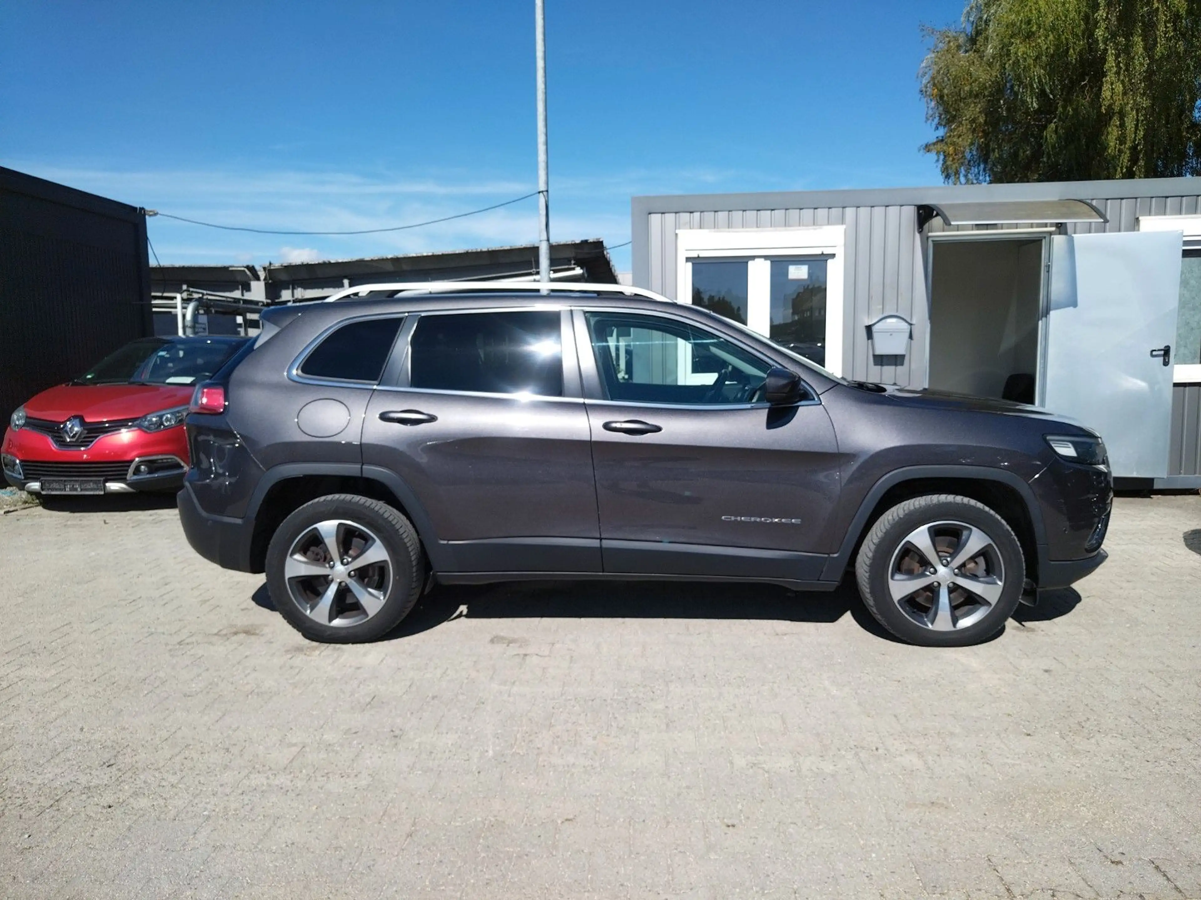 Jeep Cherokee Limited 4WD+LEDER+NAVI+CAM+ACC+SHZ+PDC — photo 7