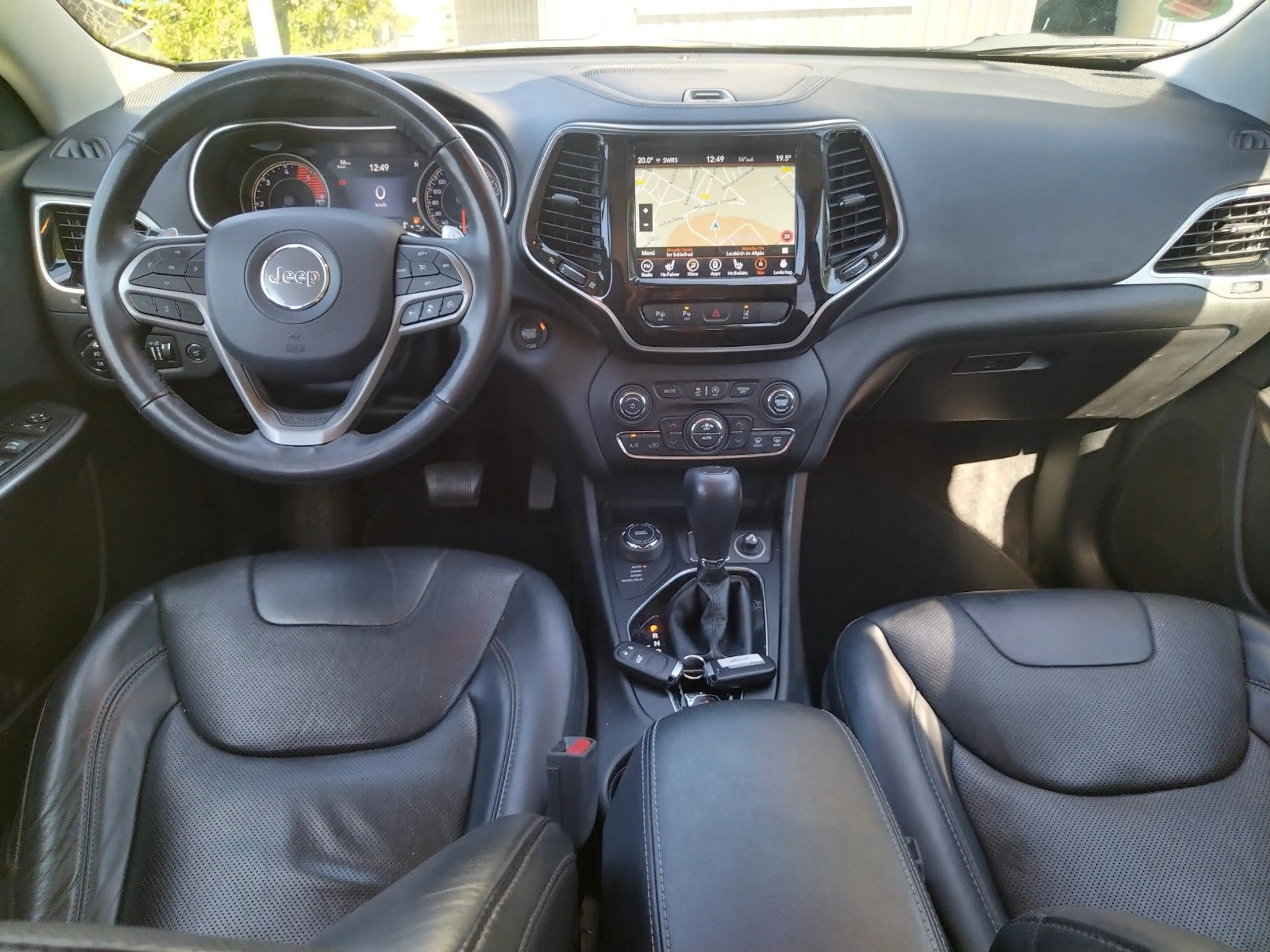 Jeep Cherokee Limited 4WD+LEDER+NAVI+CAM+ACC+SHZ+PDC — photo 9