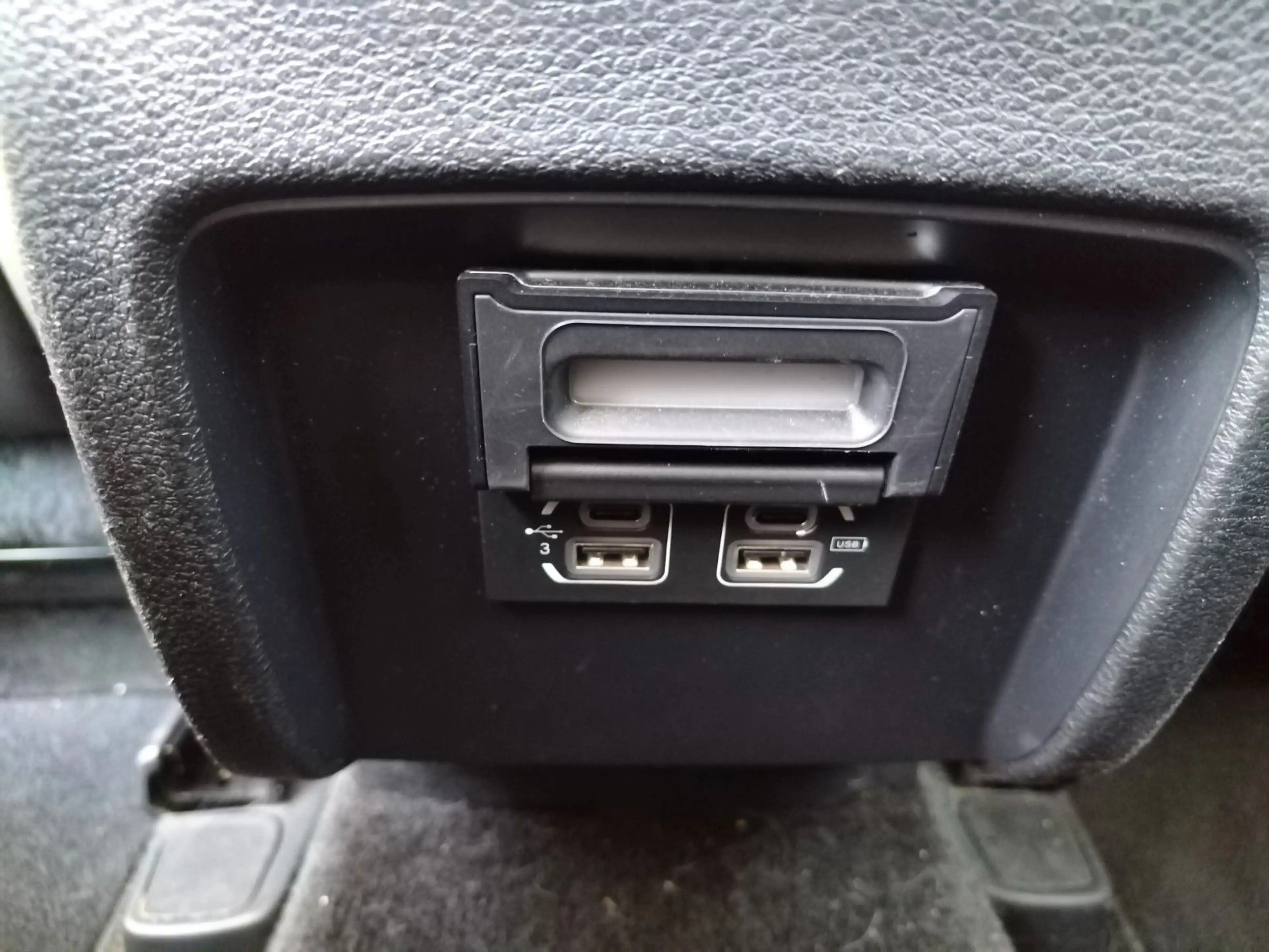Jeep Cherokee Limited 4WD+LEDER+NAVI+CAM+ACC+SHZ+PDC — photo 13