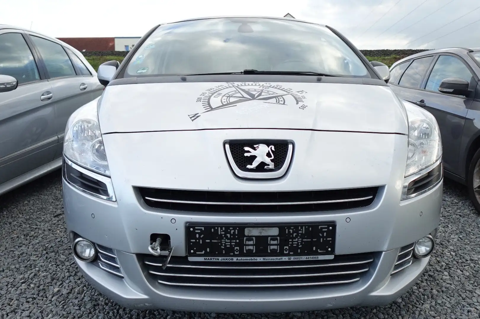 Peugeot 5008 Business-Line + SITZHEIZUNG+AUTOMATIK Grau - 2