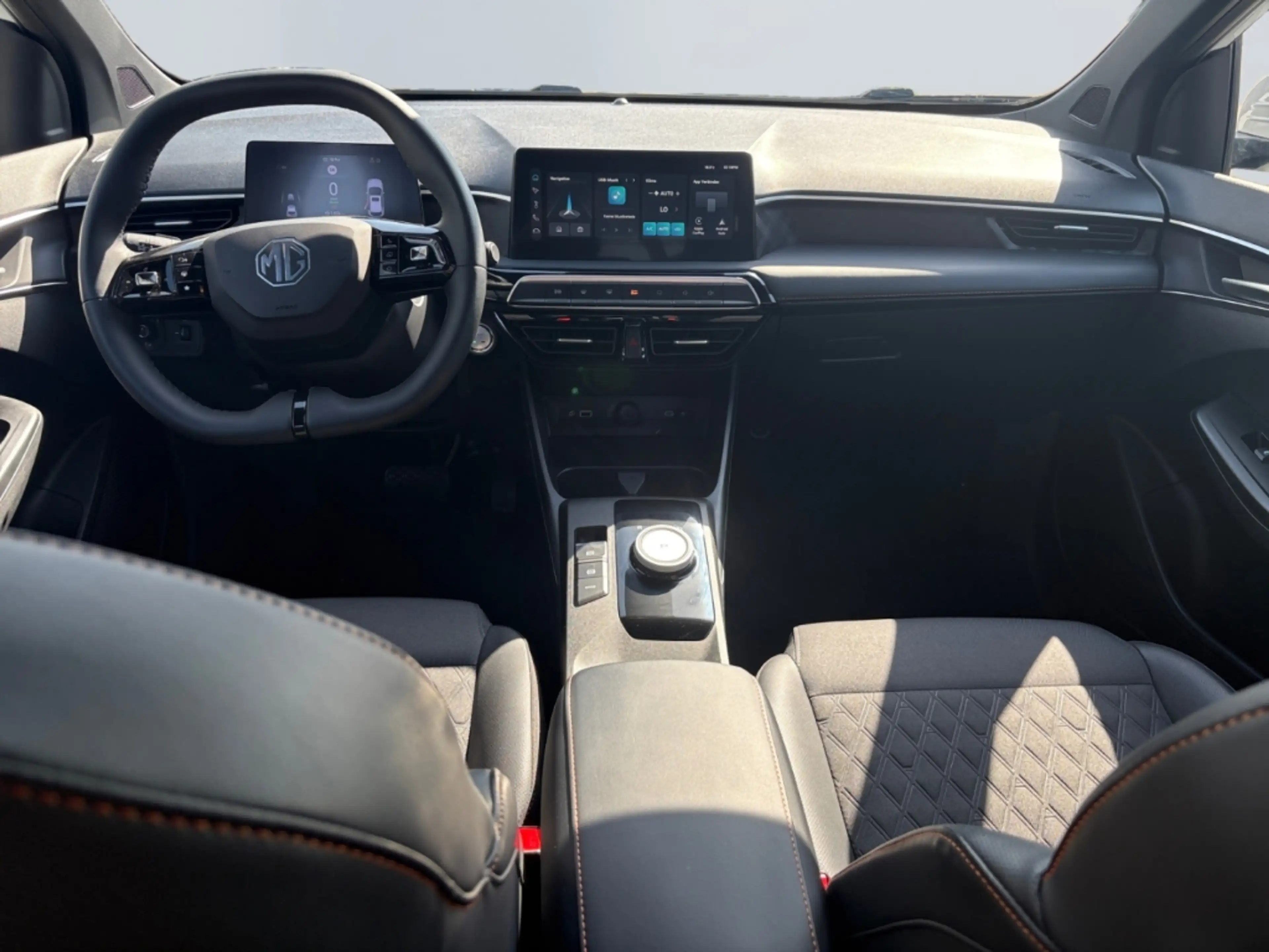 MG MG3 1.5 Hybrid+ Luxury *360°*LED*ACC*PDC*SHZ* — photo 15