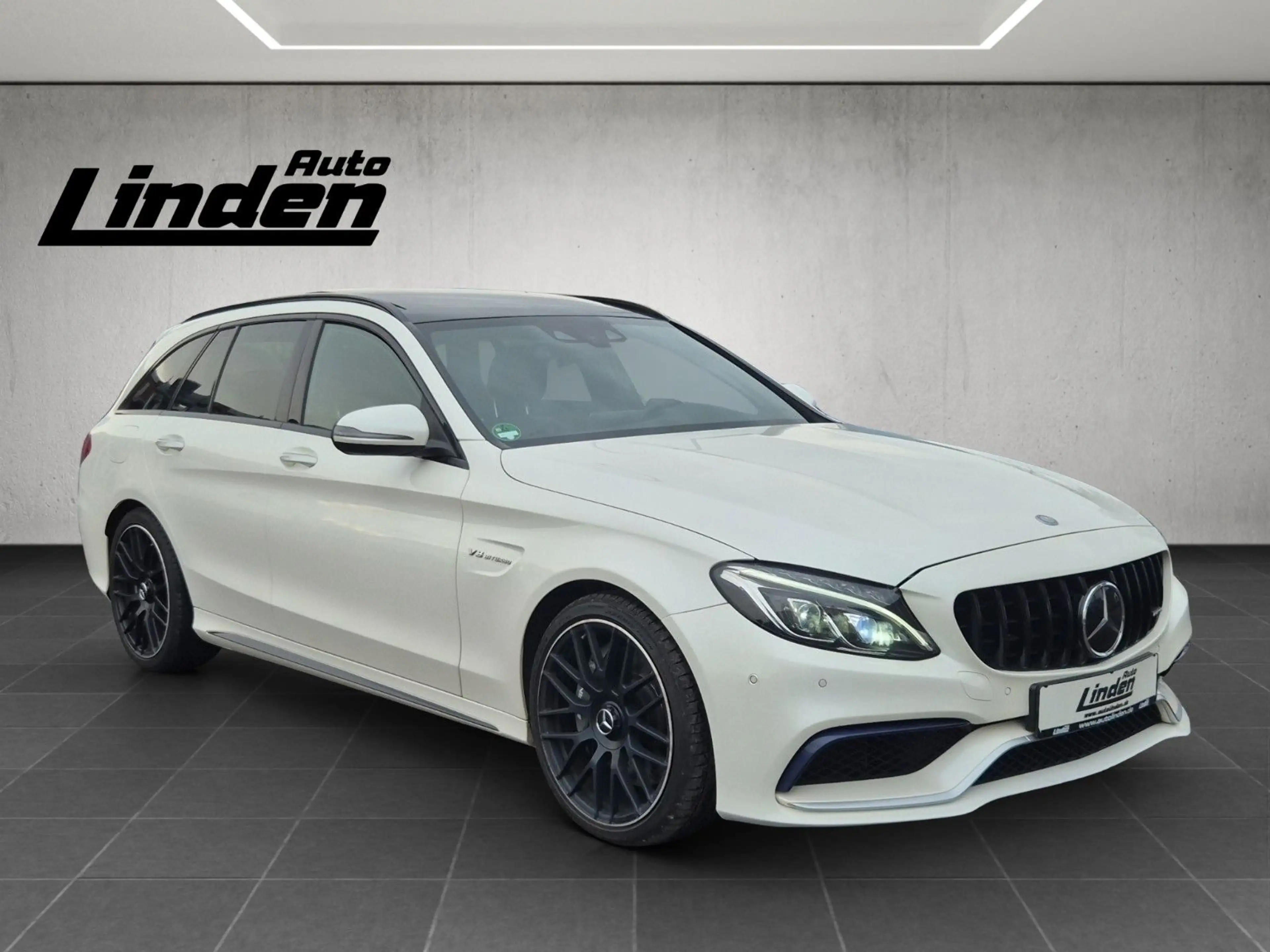 Mercedes-Benz C 63 AMG C63 AMG T Performance Pano Leder Kamera Keyless — photo 7