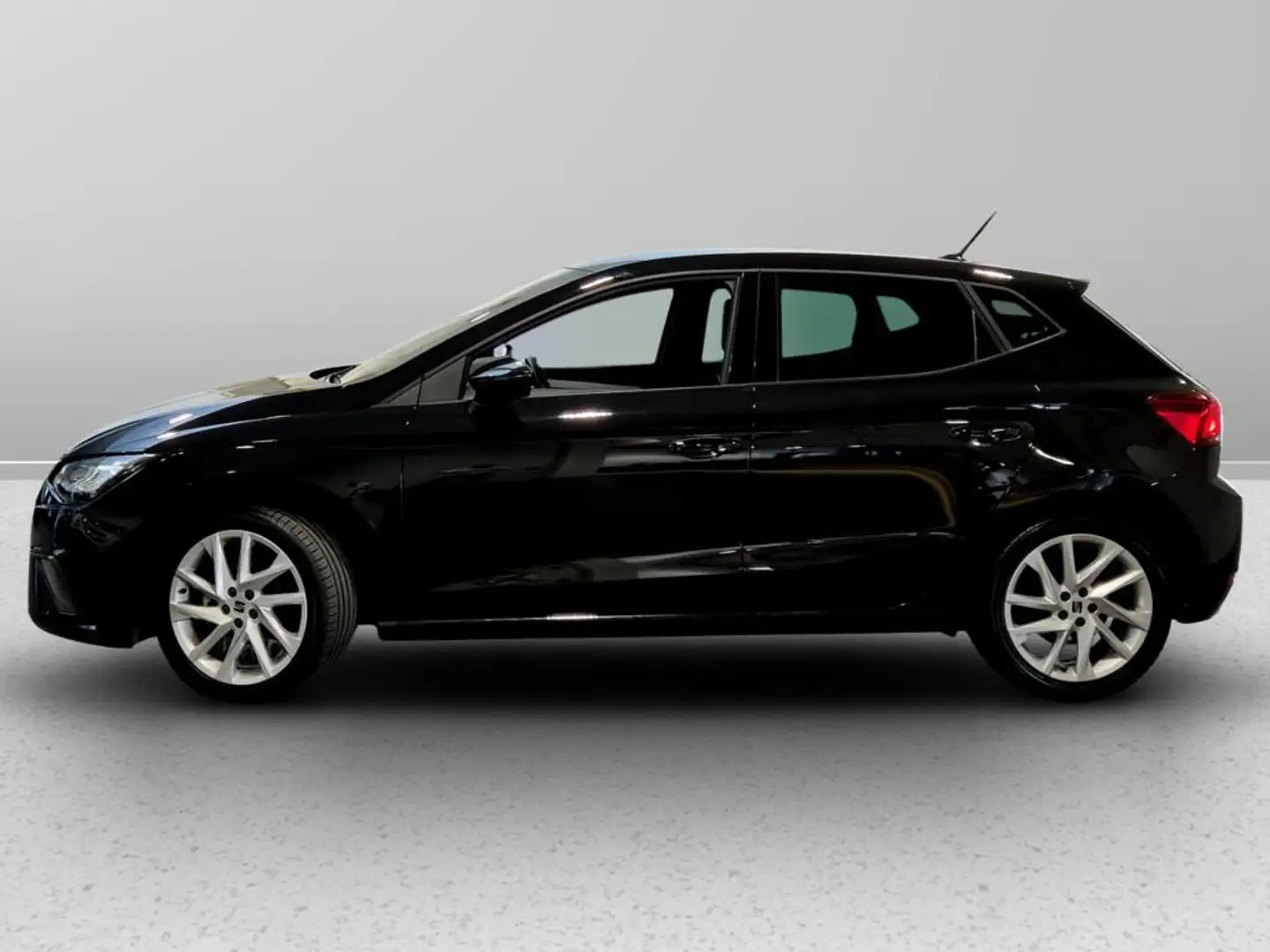 SEAT Ibiza 1.0 ecotsi FR 95cv Zwart - 2