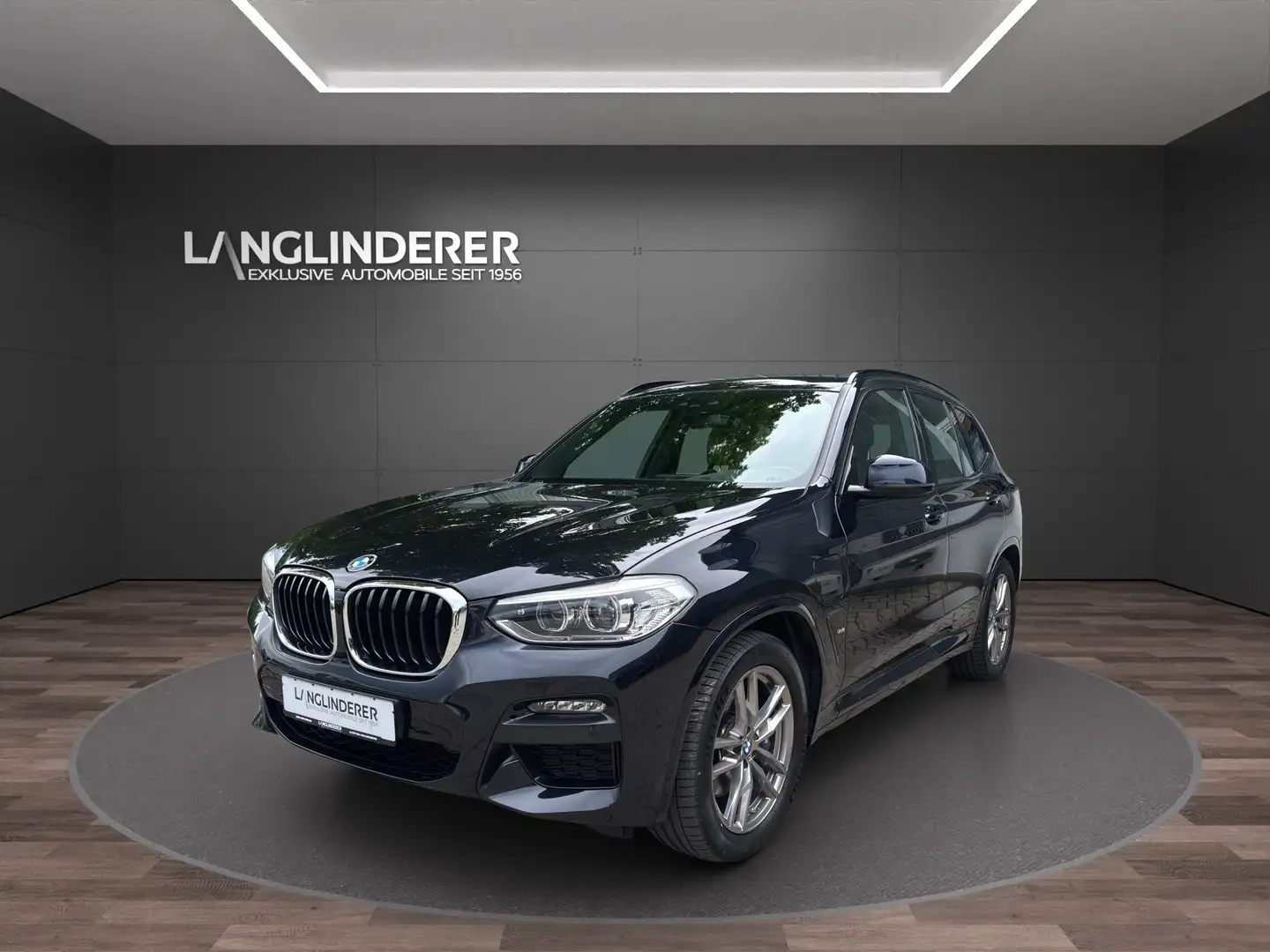 BMW X3 xDrive30e M-Sport HUD WirelessCharg DrivingAssist Schwarz - 1