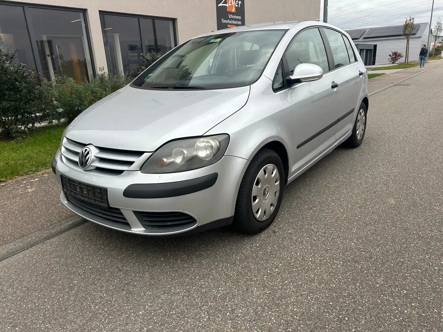 Volkswagen Golf Plus Golf Plus 1.9 TDI DPF Comfortline Grau - 1