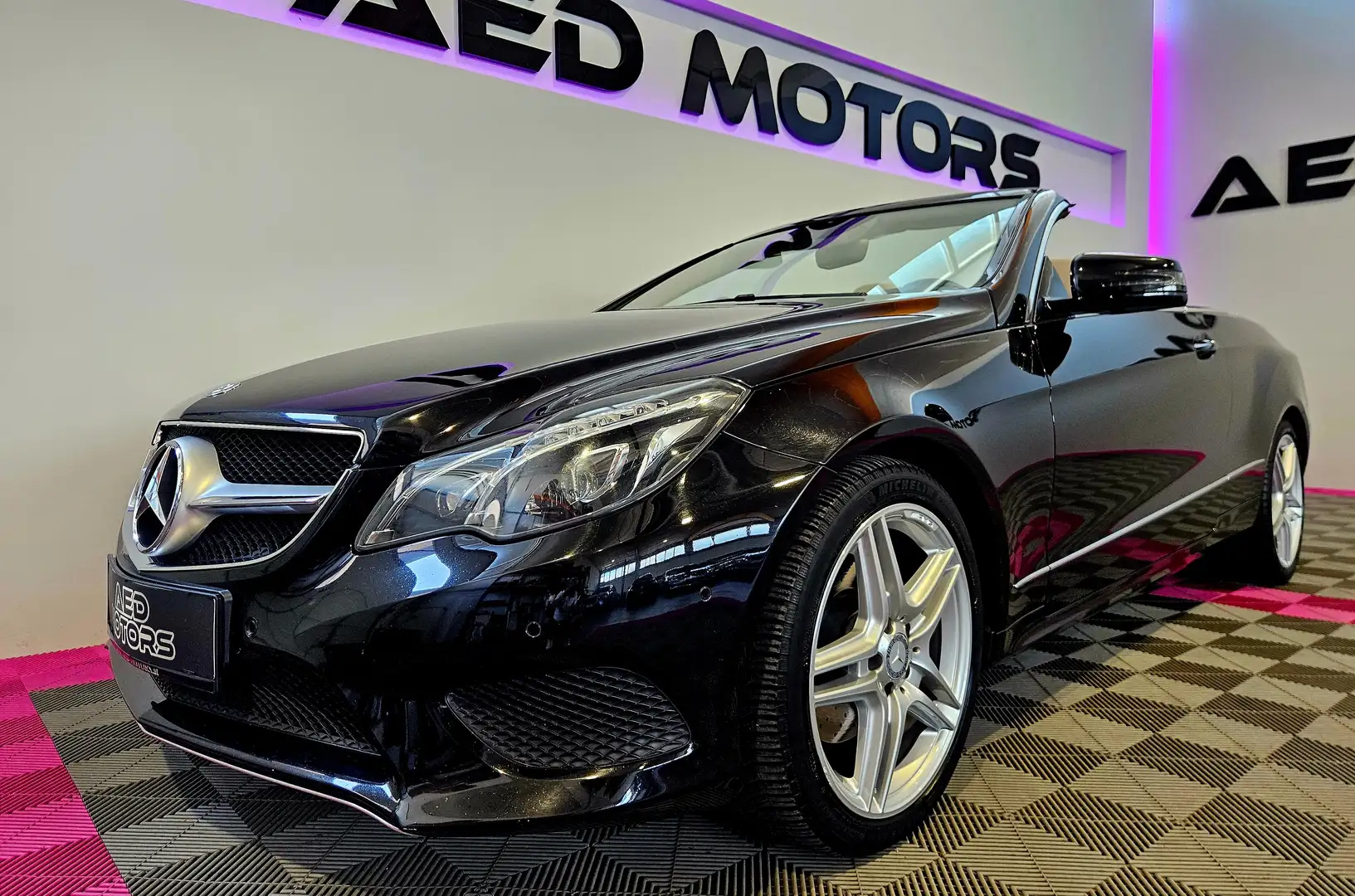 Mercedes-Benz E 220 E 220 BlueTec 1.Besitz Schwarz - 1