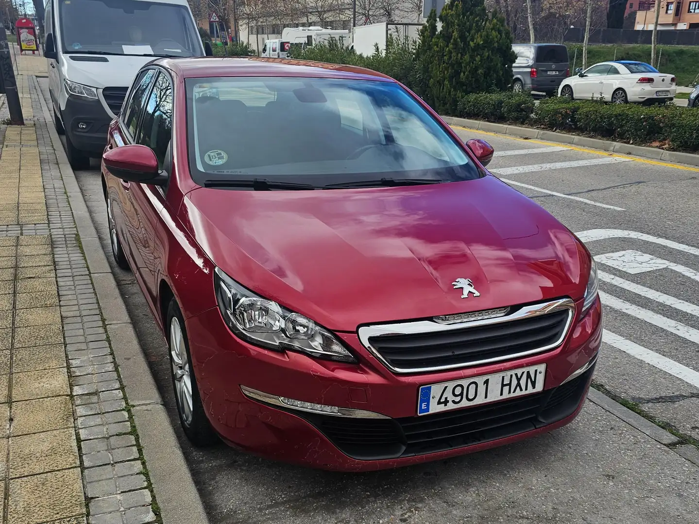Peugeot 308 1.6e-HDI Active Rojo - 2