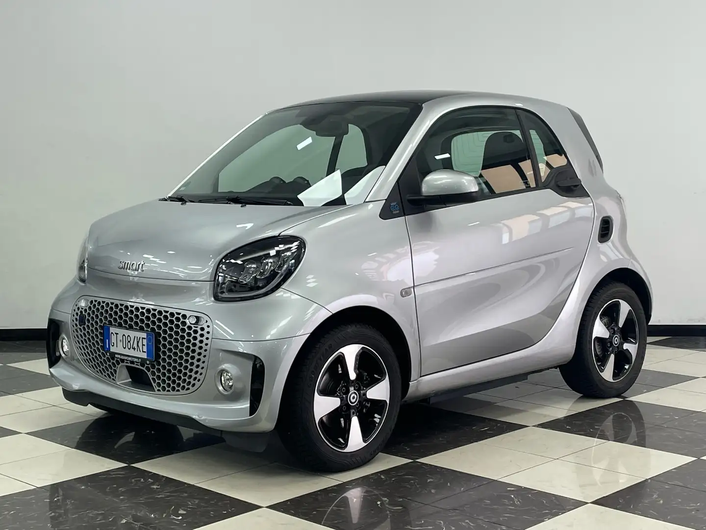 smart forTwo eq Passion 22kW Plateado - 1