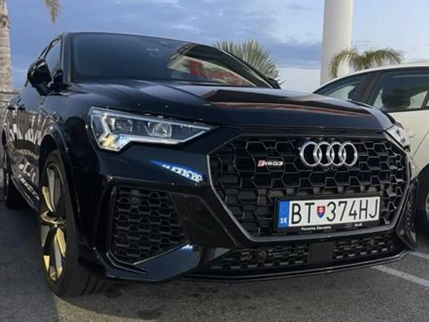 Audi RS Q3 RSQ3 2,5 TFSI quattro S-tronic S-line Schwarz - 1