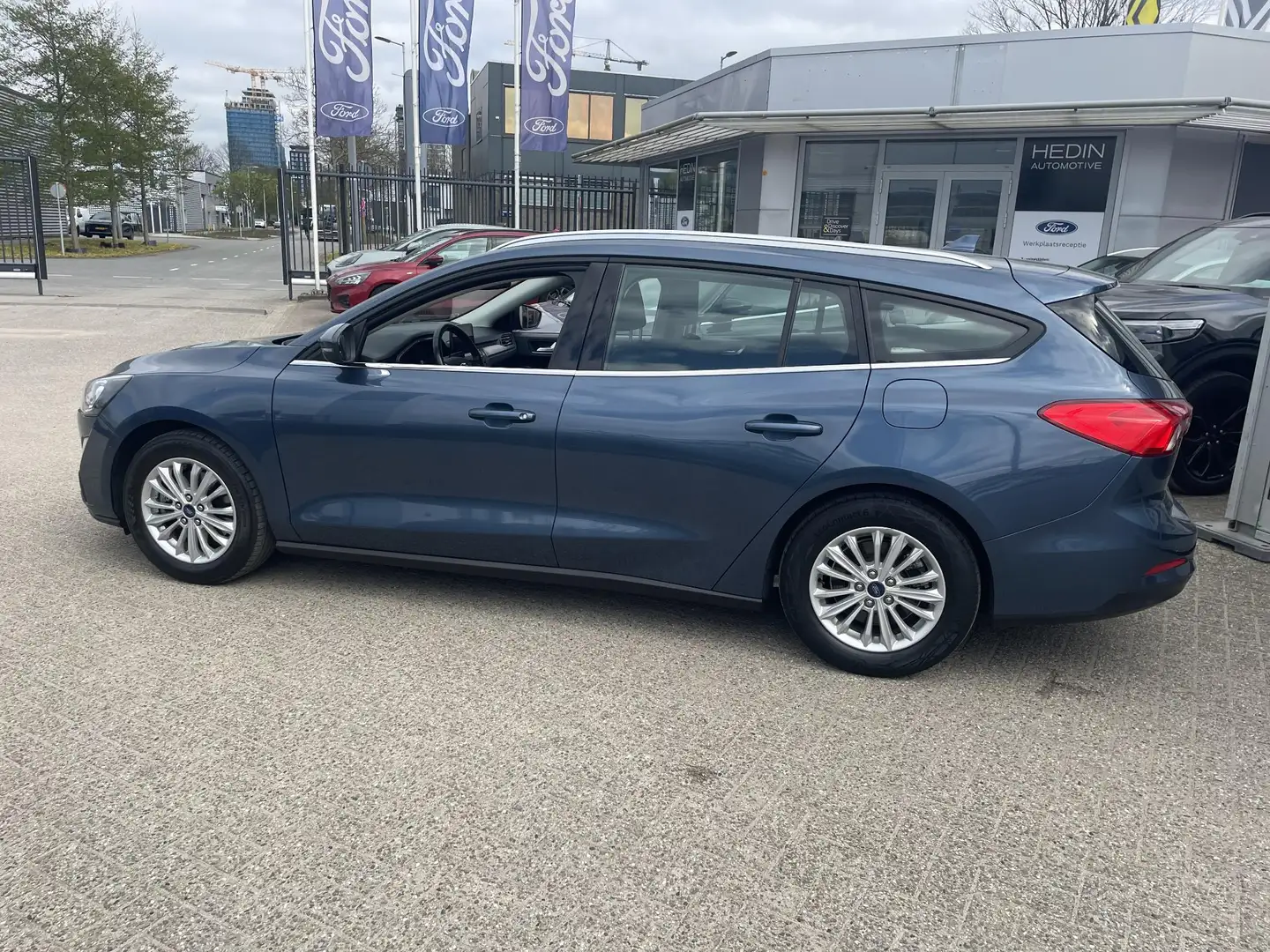 Ford Focus Wagon 1.0 EcoBoost Titanium Business | Carplay | N Bleu - 2
