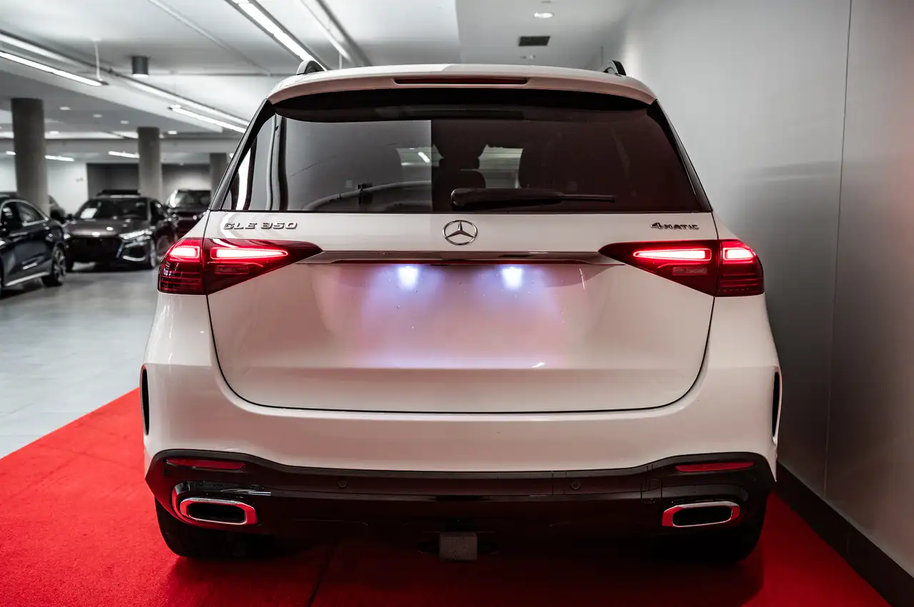 Mercedes-Benz GLE photo Mercedes-Benz GLE