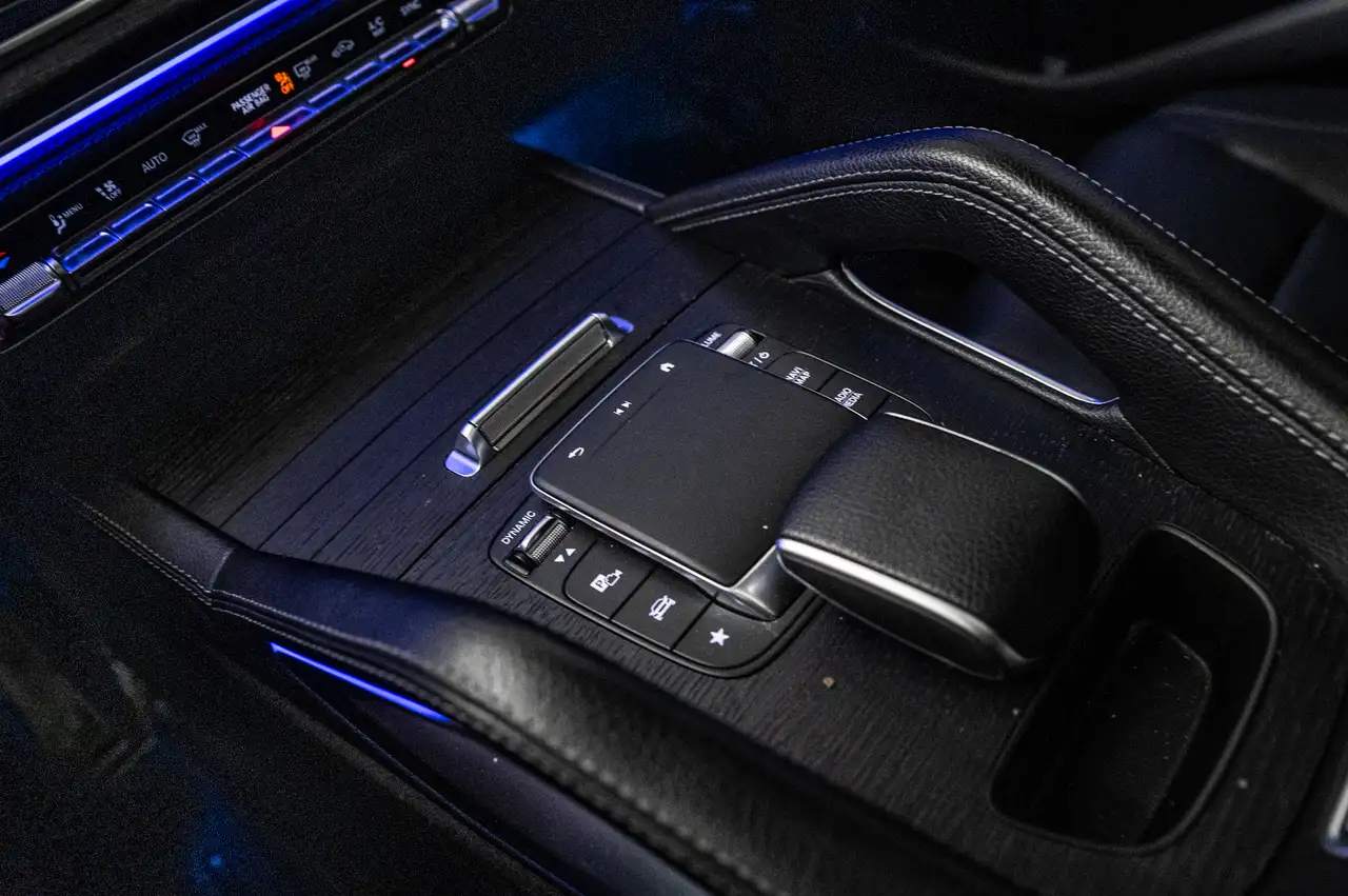 Mercedes-Benz GLE photo Mercedes-Benz GLE