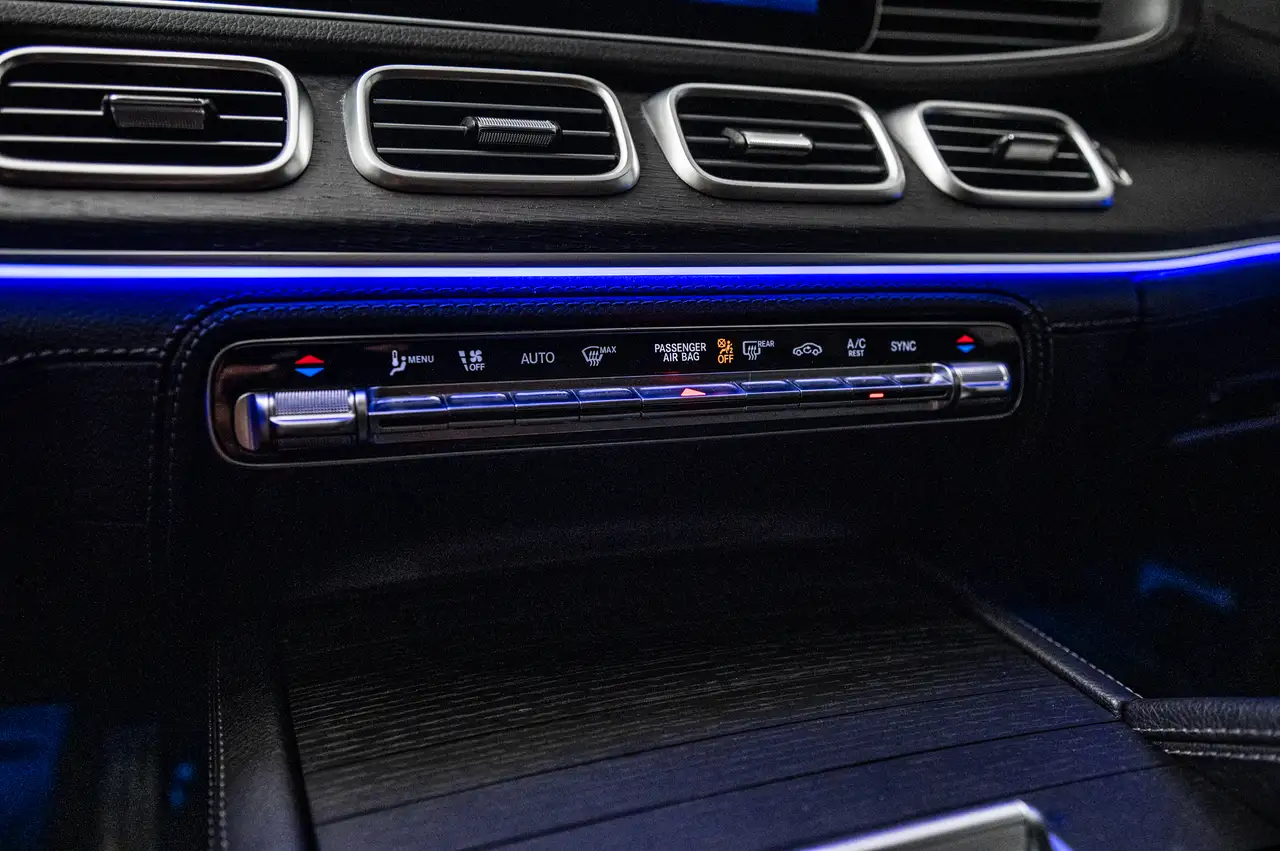 Mercedes-Benz GLE photo Mercedes-Benz GLE