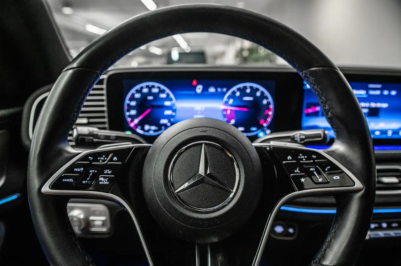 Mercedes-Benz GLE photo Mercedes-Benz GLE