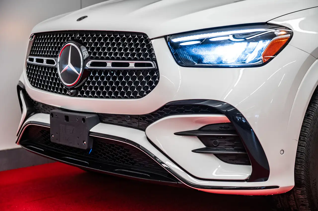 Mercedes-Benz GLE photo Mercedes-Benz GLE