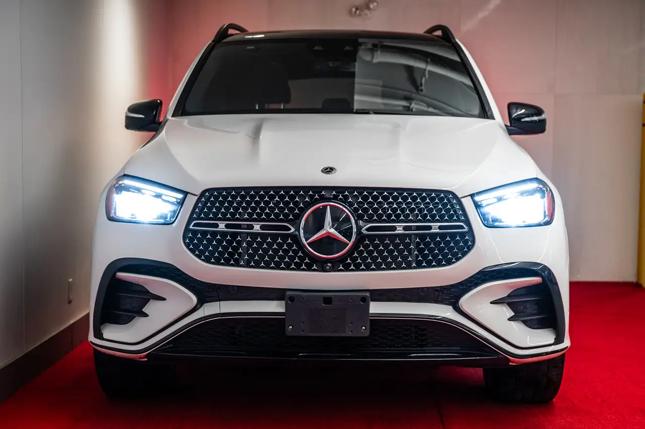 Mercedes-Benz GLE photo Mercedes-Benz GLE