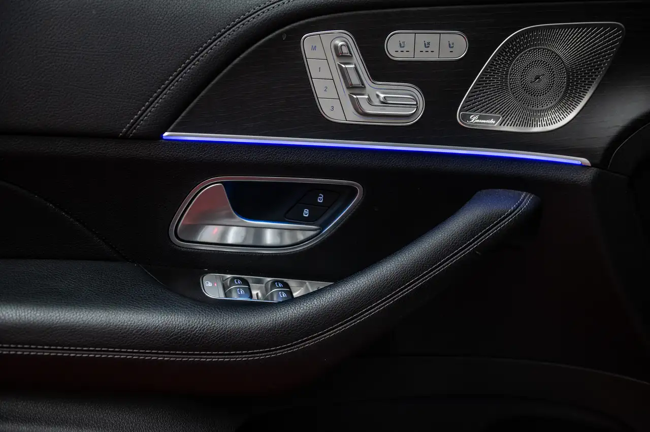Mercedes-Benz GLE photo Mercedes-Benz GLE