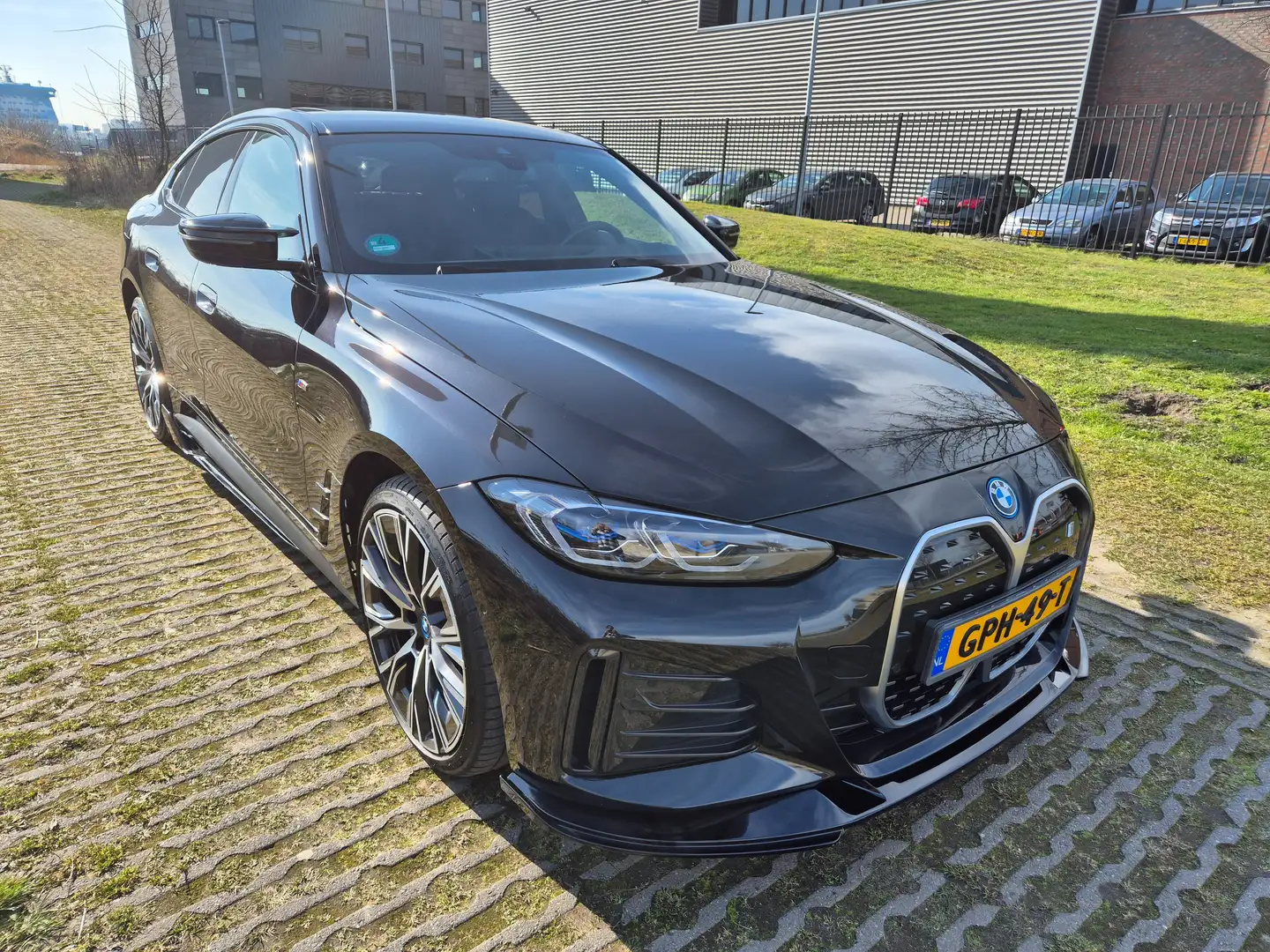 BMW i4 i4 High Exec. Zwart - 2