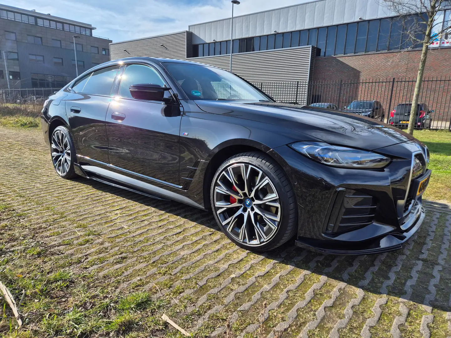 BMW i4 i4 High Exec. Zwart - 1