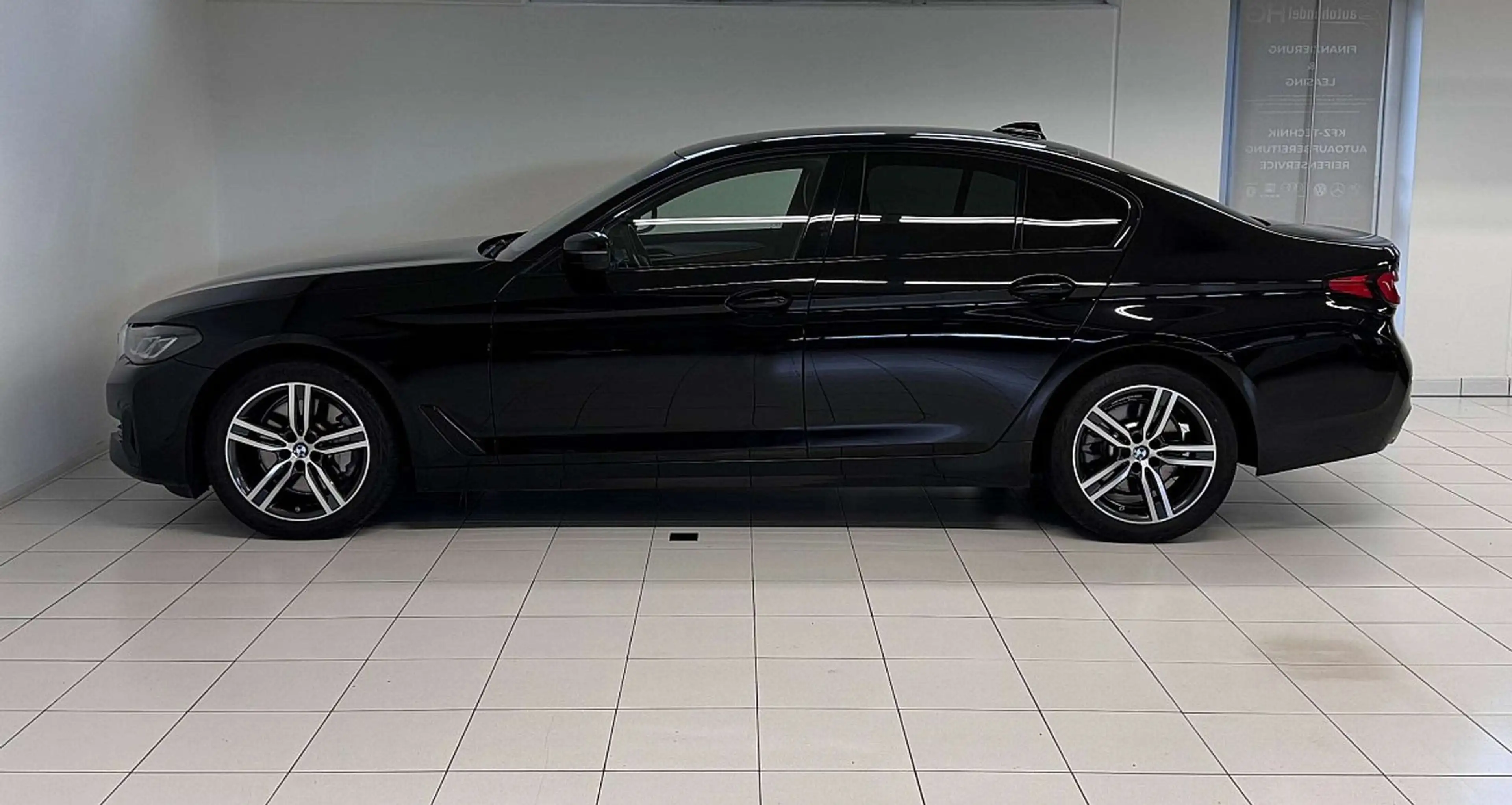 BMW 530 i Aut.*1.BESITZ*HARMAN-KARDON*LED*SHZ* — photo 6