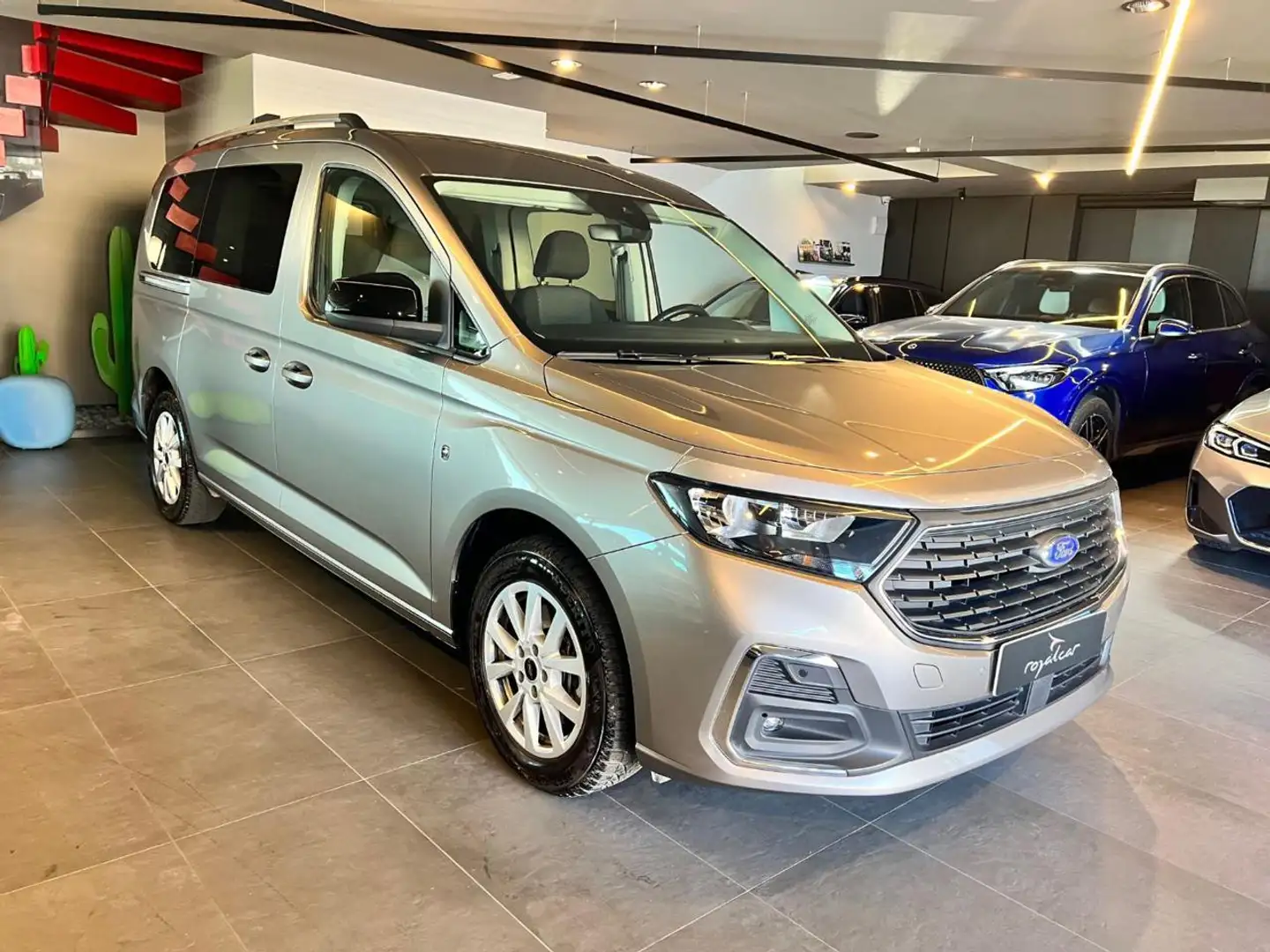 Ford Tourneo Connect Grand Tourneo Connect 7P 2.0 EcoB 122 CV AWD Titan Grigio - 1