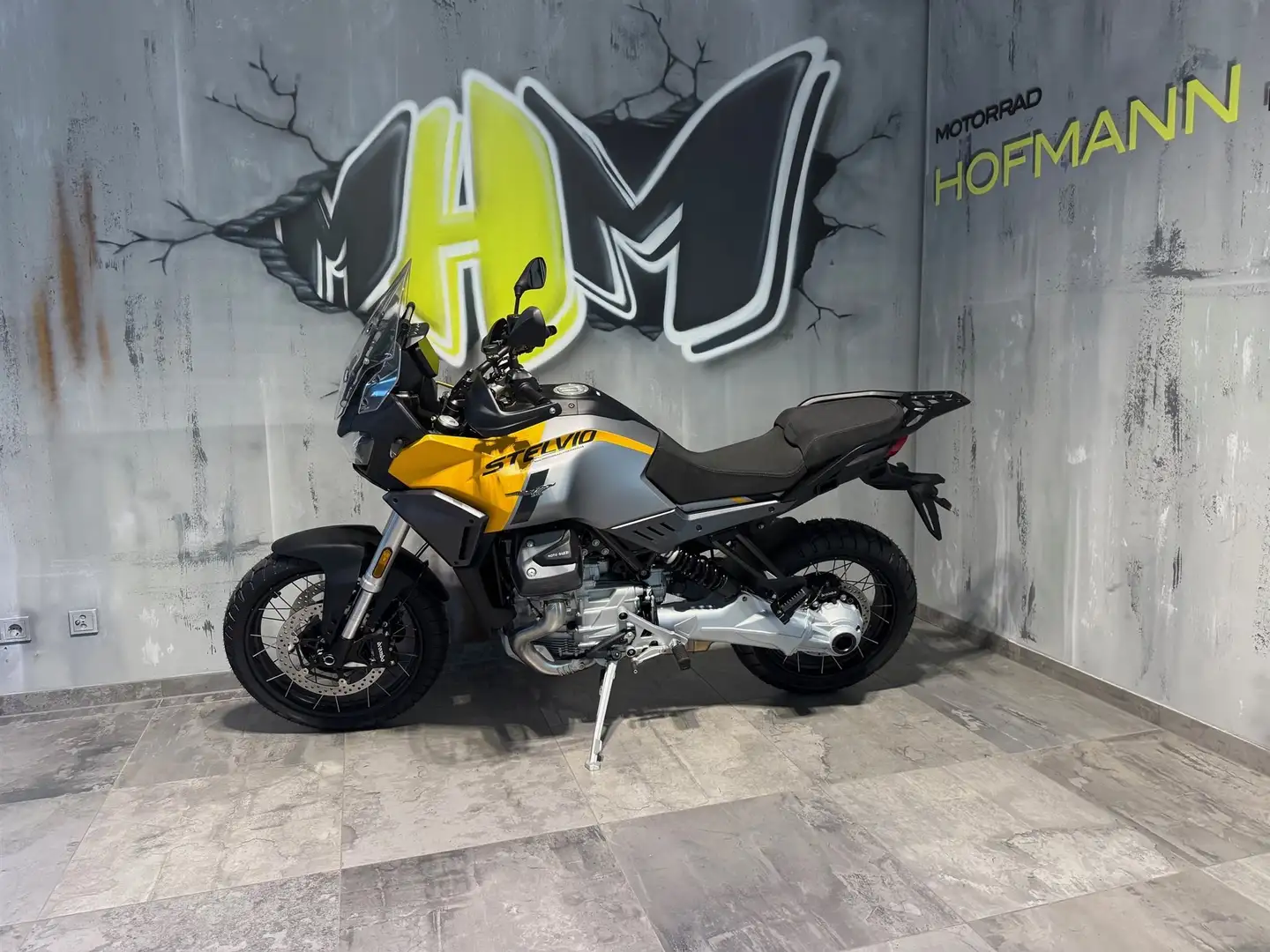 Moto Guzzi Stelvio 2025 Euro 5+ Aktion incl. Seitenkoffer - 1