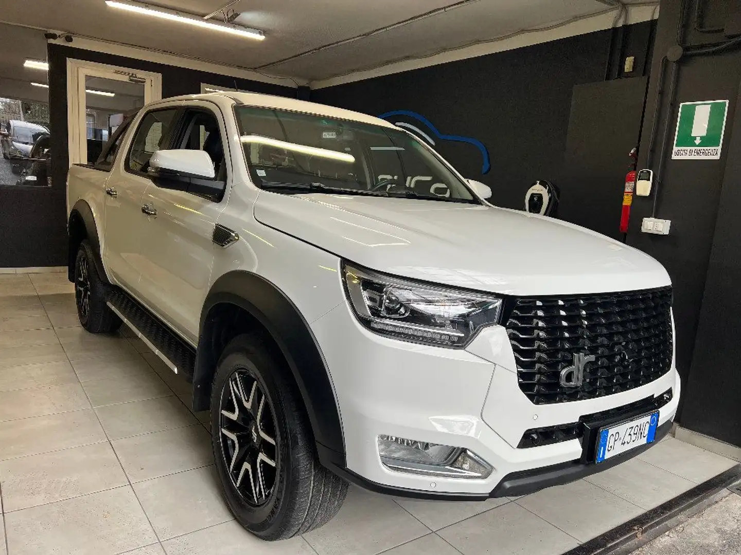 DR Automobiles PK8 2.0 Turbo Diesel Doppia Cabina 4x4 +IVA Blanc - 1