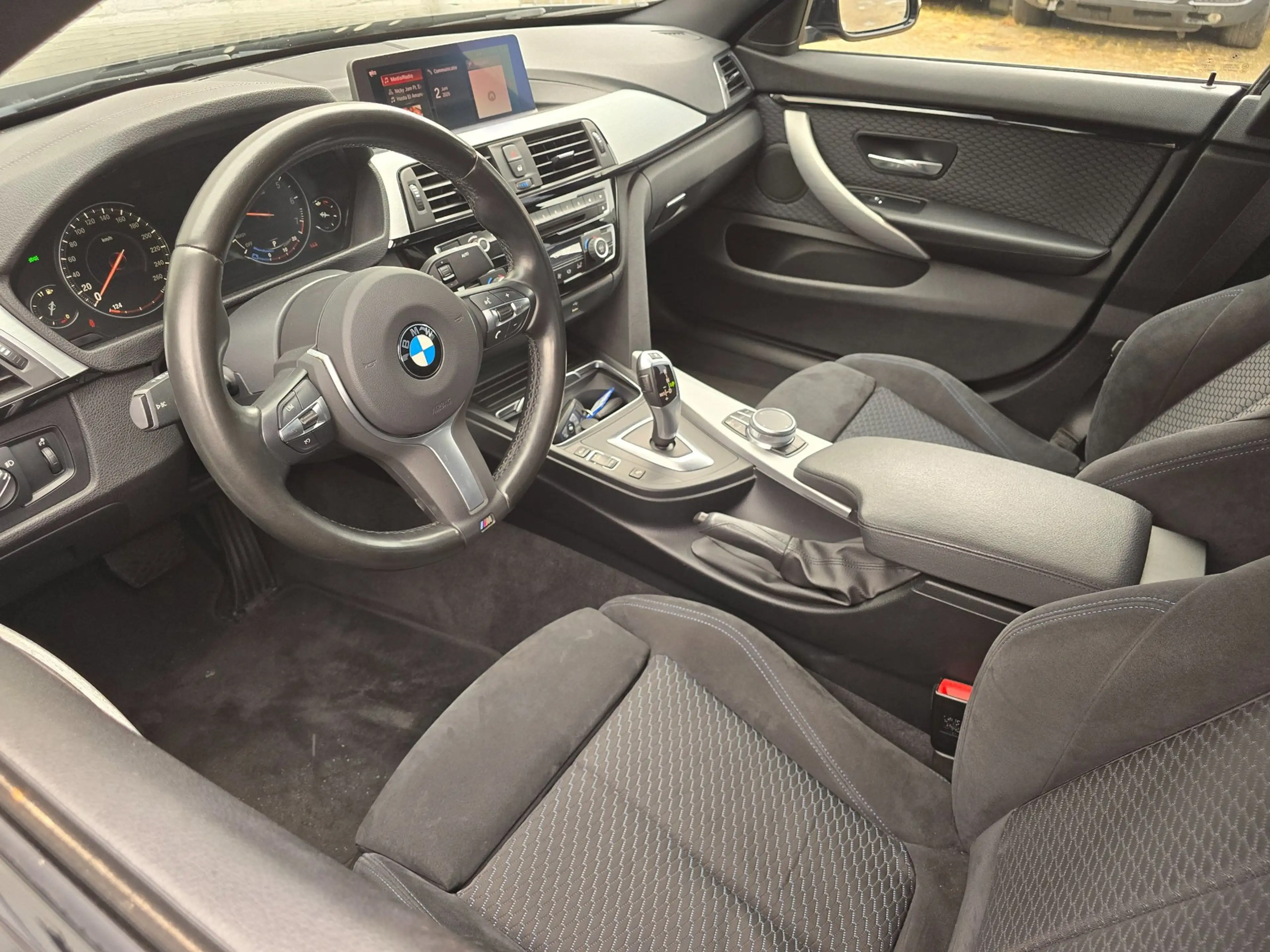 BMW 418 4-serie Gran Coupé 418i Executive Edition M-Sport — photo 13
