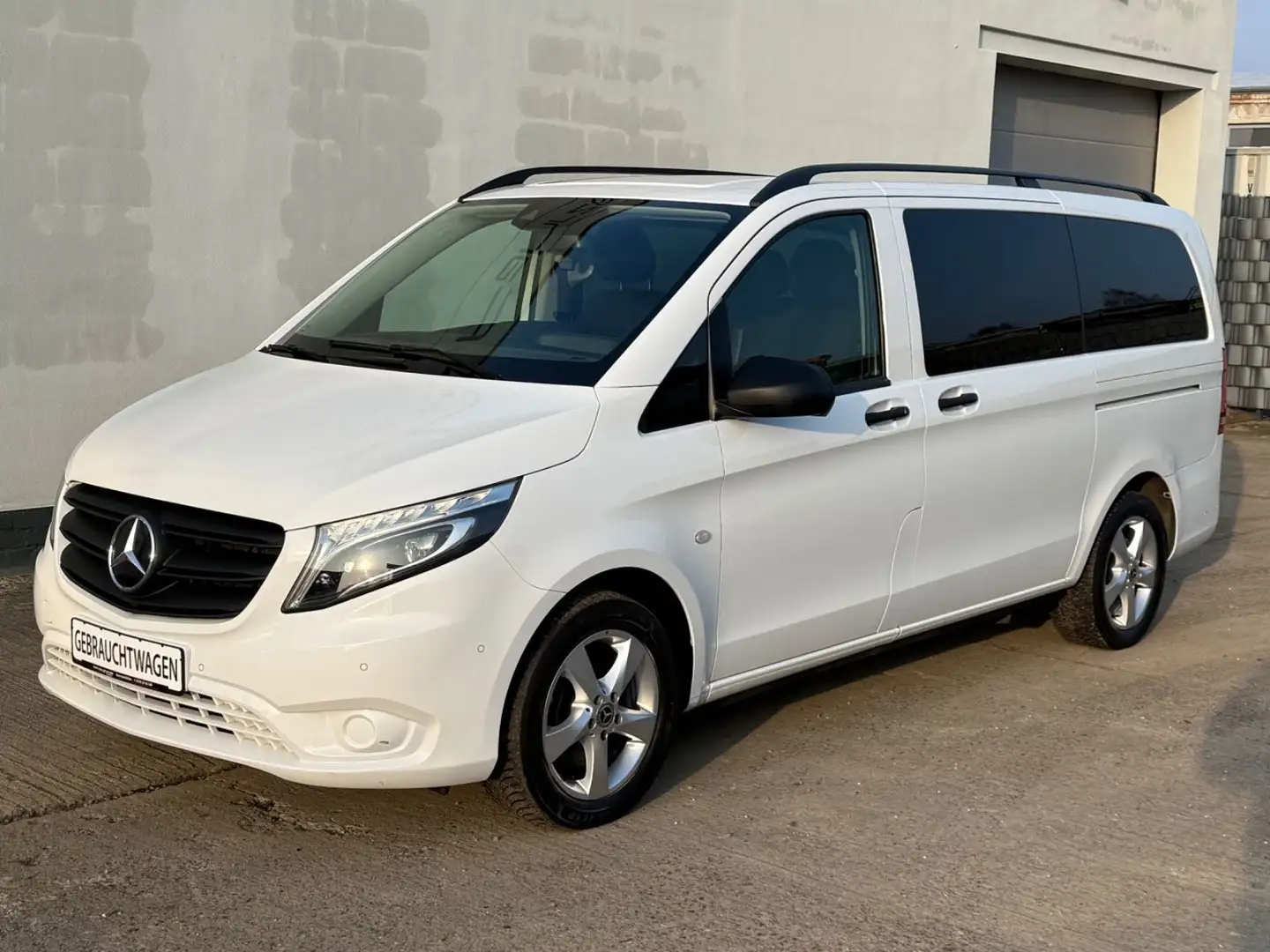Mercedes-Benz Vito Tourer 119 CDI Edition lang, 2xTür,LED,Dist Blanc - 1
