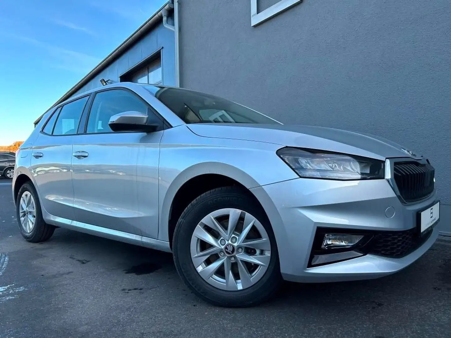 Skoda Fabia Selection DSG SitzheizungSmart link 5 Jahr Silber - 2