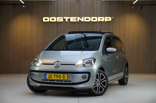 Volkswagen up! 1.0/60pk High Up|2016|Navi|Panoramadak|Fender|Crui
